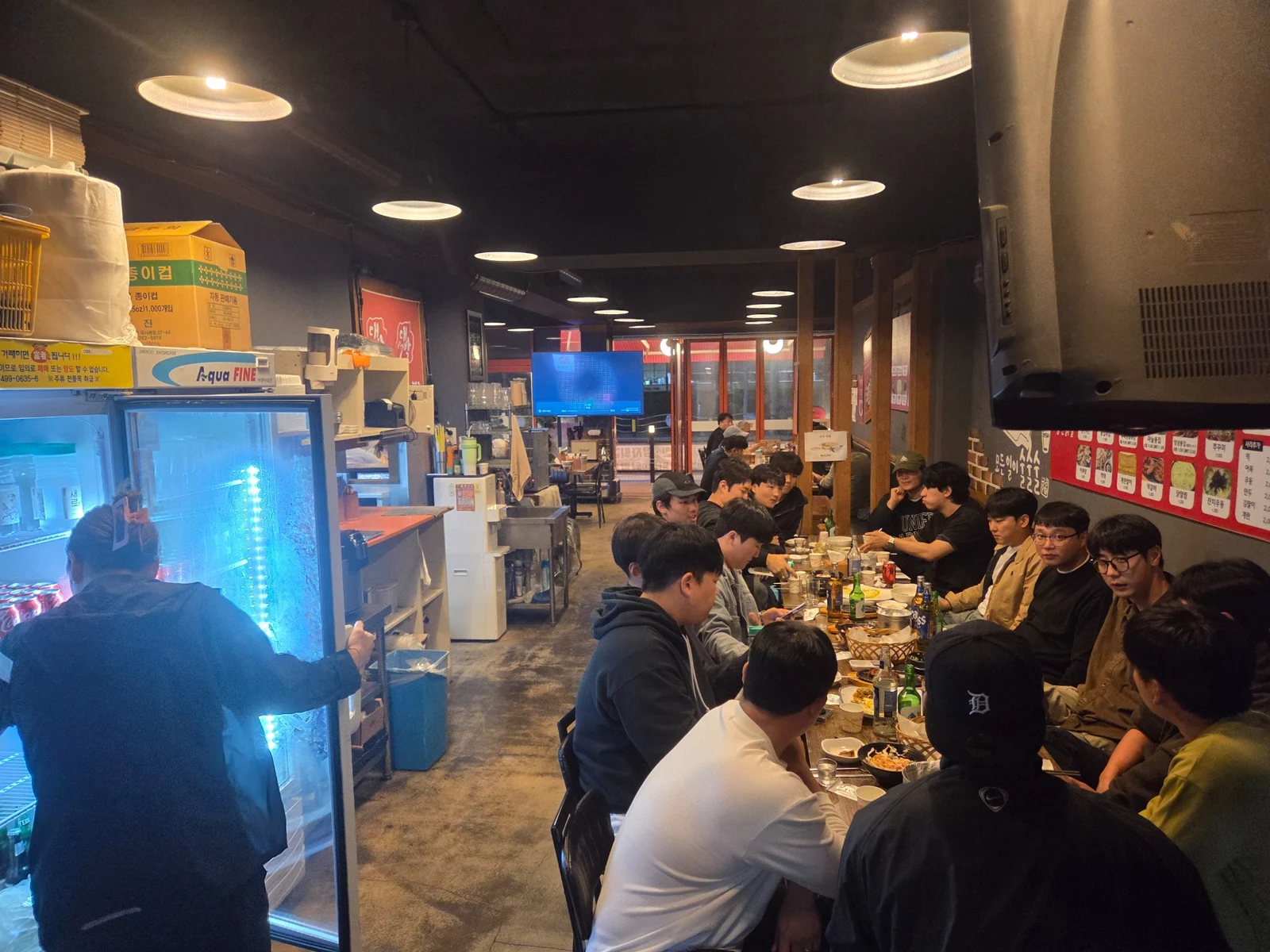 낭만닭발 정왕본점 실제 매장 내부